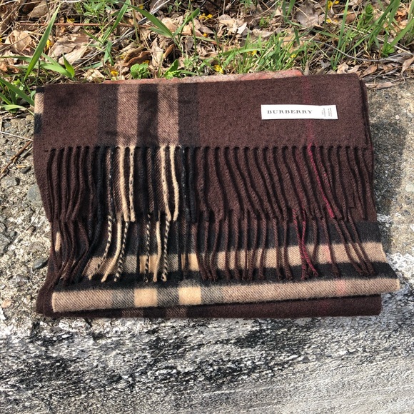 Burberry scarf dark Chocolate brown 100% cashmere - Picture 4 of 6